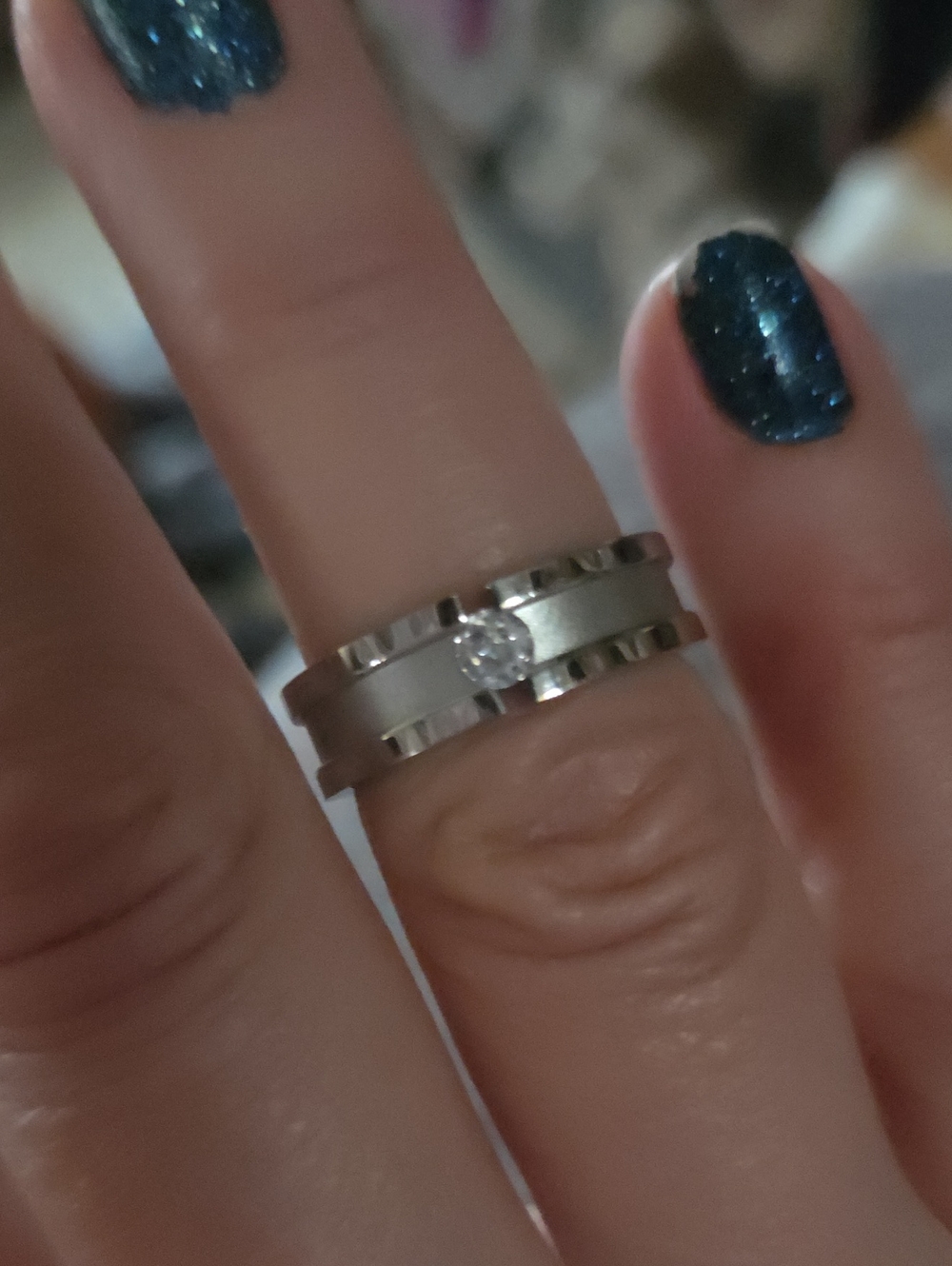 New 6 Silvertone  Solitaire Band  Clear Stone